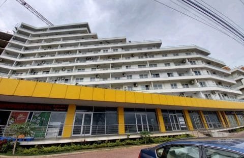 Arrenda-se excelente apartamento T3 no condomínio Deco Assus, no bairro do Triunfo.