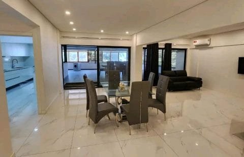 Arrenda-se apartamento T3 mobiliado, Super Luxuoso e com vista ao mar na Av.Julius Nyerere