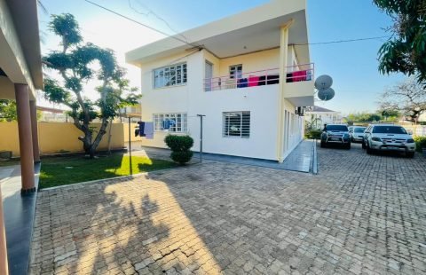 Arrenda-se geminada T3 R/c no Triunfo dentro do condomínio Vila Sol