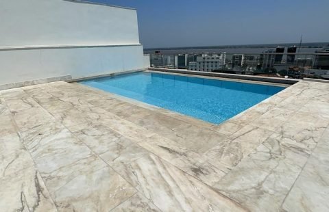 Vende-se moderno apartamento T3 vista ao mar no condomínio Shopping 24