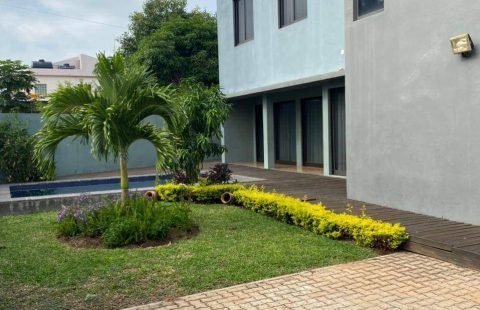 Arrenda-se moradia Independente T3+1 em Triunfo perto de Vila Sol.