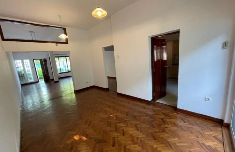 Arrenda-se moradia T4 duplex na Sommerschield proximo ao parquinho