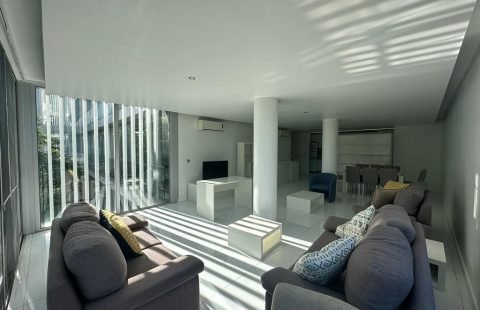 Arrenda-se apartamento T3 mobilado no Miradouro 1 na Polana, Av. Frederick Engels