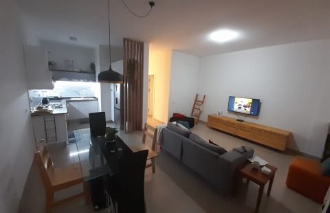 Arrenda-se apartamento T2 no condomínio Joss Vilage