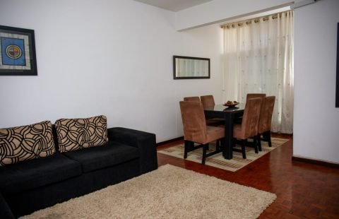 Arrenda-se apartamento T3 com moveis no Polana