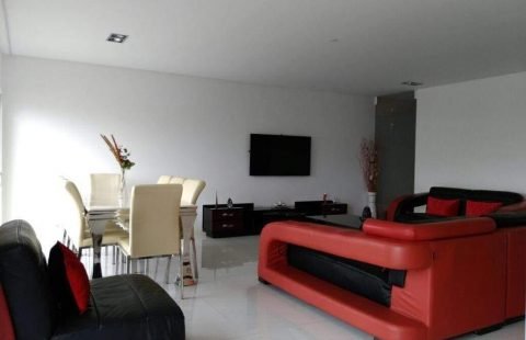 Venda-se luxuoso apartamento T3 mobilado no edifício Sapphire