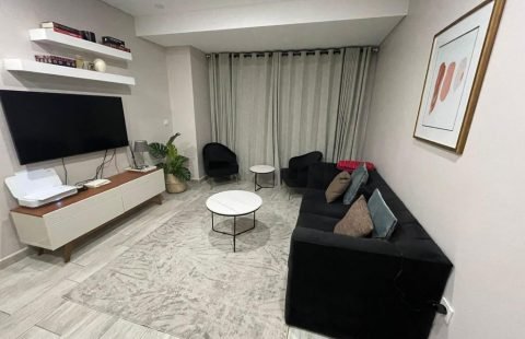 Vende-se apartamento T2 mobilado no edifício Polana Plaza