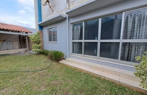 Arrenda-se moradia T3 no Condomínio Golden Sands