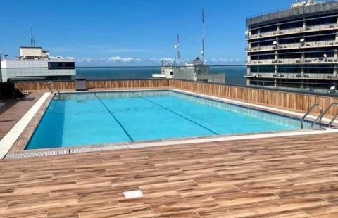 ARRENDA-SE APARTAMENTO T2 TOTALMENTE MOBILADO NO CONDOMINIO POLANA PLAZA