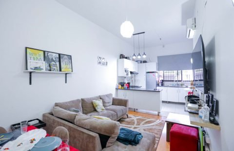 Arrenda-se e vende-se moradia T4 no Triunfo