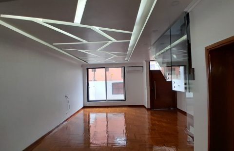 Arrenda-se moradia T4 no Triunfo Novo