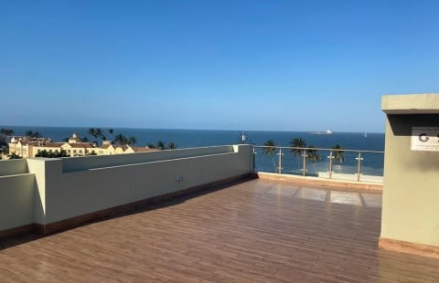 Arrenda-se apartamento duplex T3 luxuoso na Av. Marginal