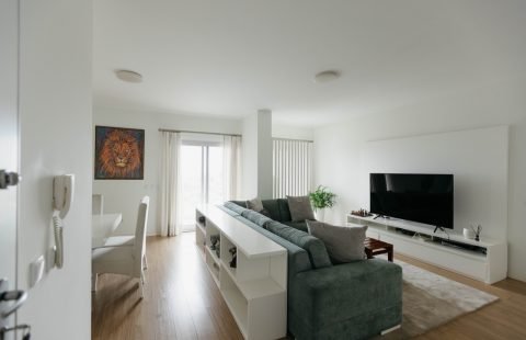 Arrenda-se apartamento T2 Edifício Golf Residence (Mobilado)