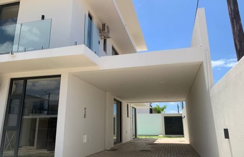 Vende-se T4 moradia no Triunfo