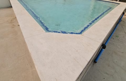 Arrenda-se apartamento T3 num condominio moderno no bairro Triunfo novo