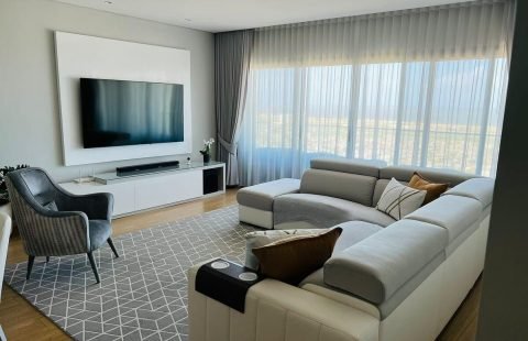 Vende-se apartamento T3 no condomínio Golf na Sommerschield II