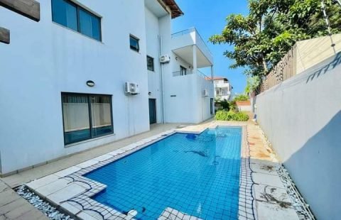 Arrenda-se moradia T5 no Condomínio Sommerschield Garden, próximo às Escolas Portuguesa e Francesa