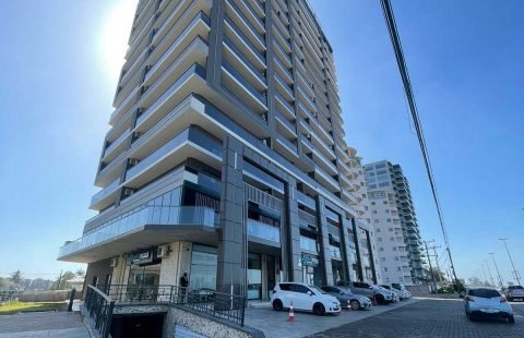 Vende-se ou arrenda-se apartamento T1 com vista ao mar no condominio Park Moza