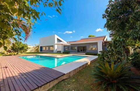 Vende-se moradia T4 no Belo Horizonte, no condomínio Natureza Viva