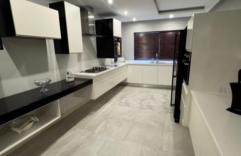 Arrenda-se Apartamento T3 Mobilado no Condomínio Palmeiras