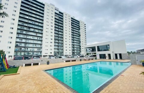 Arrenda-se apartamento T3 mobilado, dos maiores no Condomínio Golf Residence