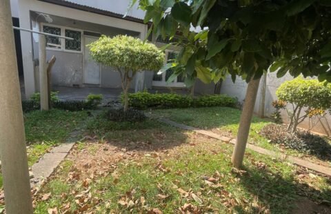 Arrenda-se Moradia T5 Triplex no Bairro da Sommerschield.