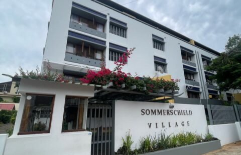 Arrenda-se apartamento T2 totalmente mobilado no condomínio Sommerchield Village