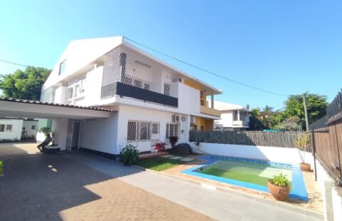 Arrenda-se Moradia T4 Duplex com Piscina na Sommerschield