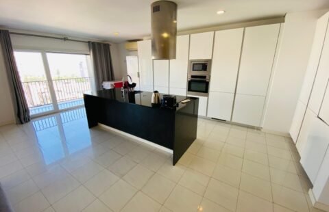 ARRENDA-SE Apartamento T3 sem moveis no Condomínio Sapphire