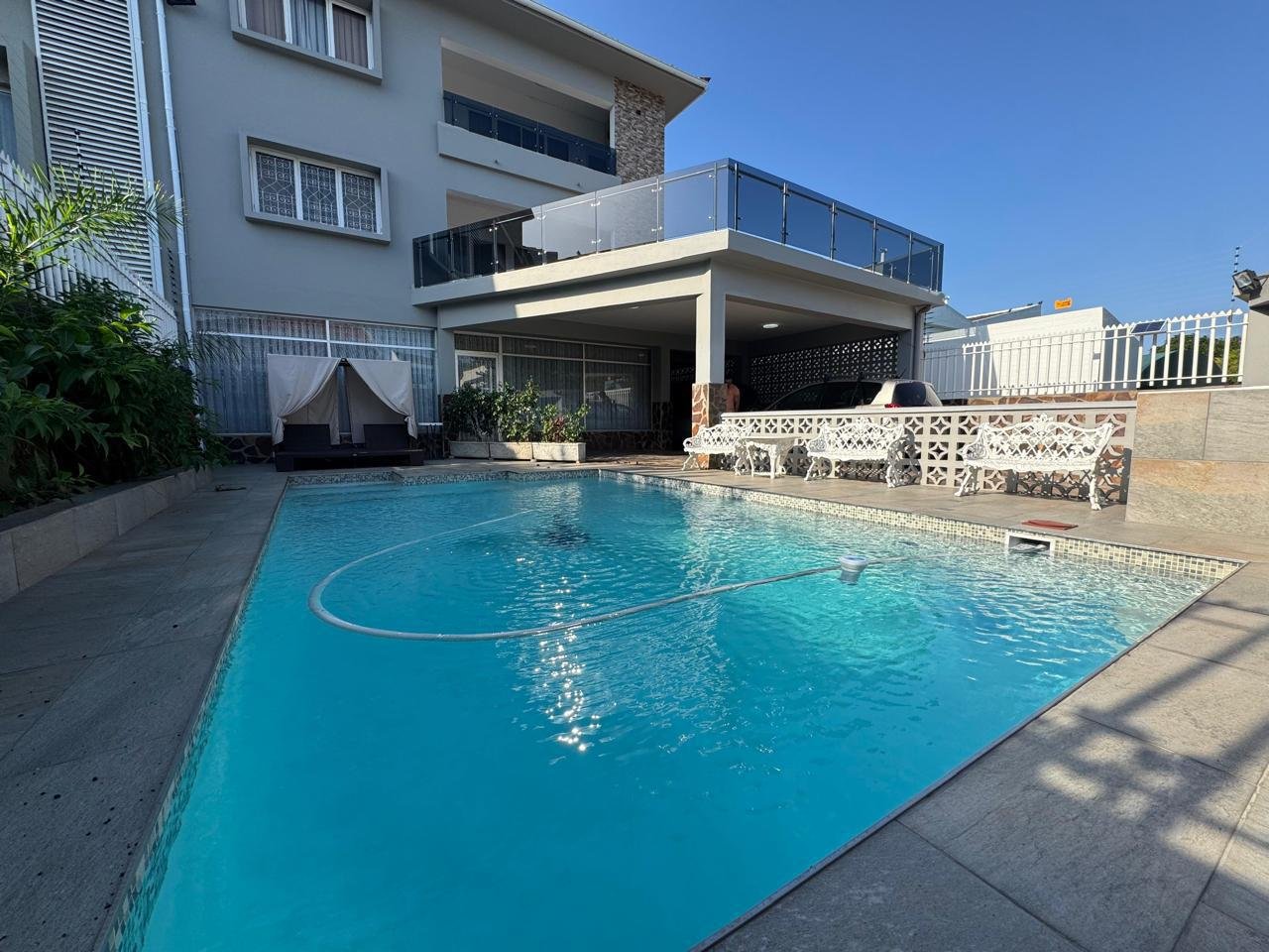 moradia luxuosa Triplex T6