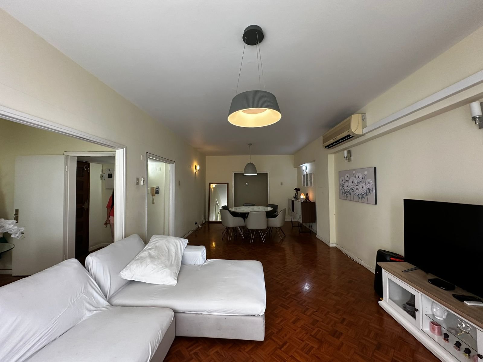 Apartamento T4 na Av. Julius Nyerere