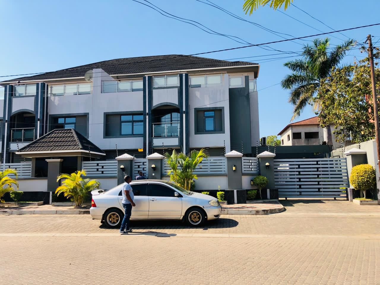 Moradia T5 no Triunfo Velho