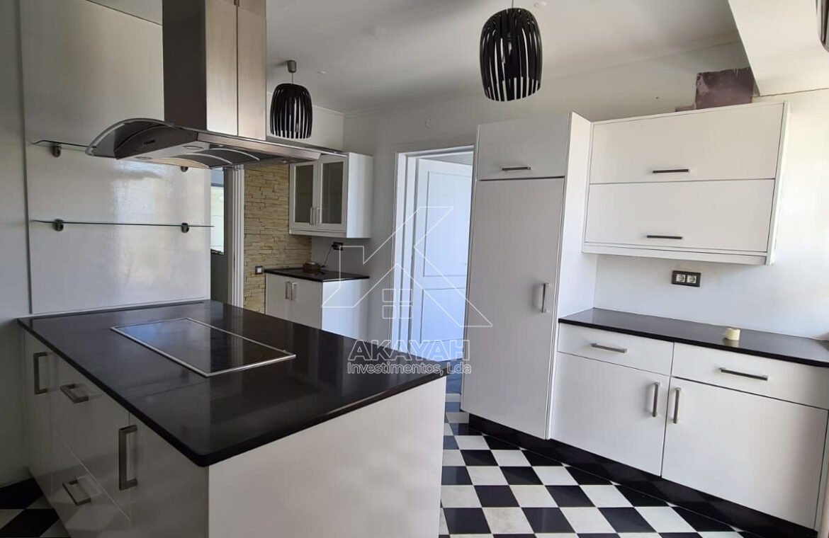 apartamento T3 no condomínio Caracol