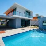 Luxuosa Moradia T3 no Bairro Triunfo no Condomínio Villa Sol