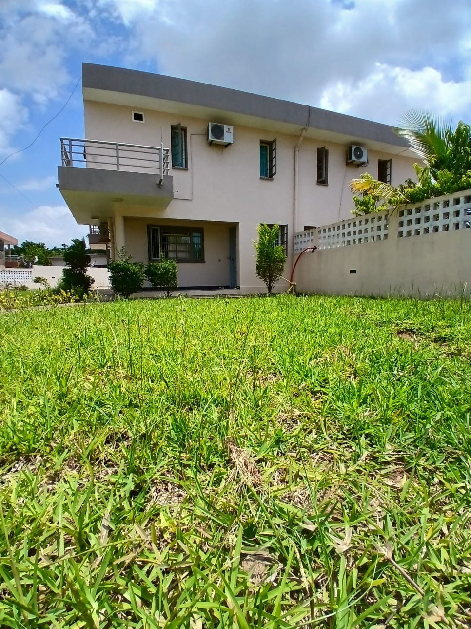 Moradia T3 para arrendar no Condomínio Vila Sol