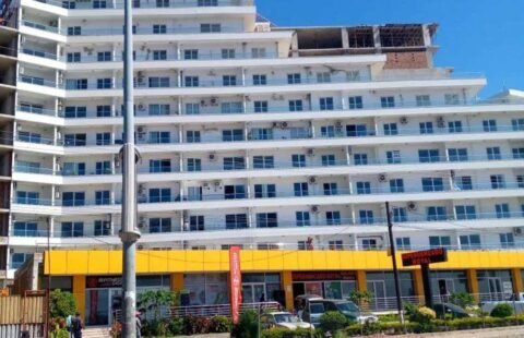 Arrenda-se Apartamento T1 no Condomínio Deco Assus no Costa do Sol