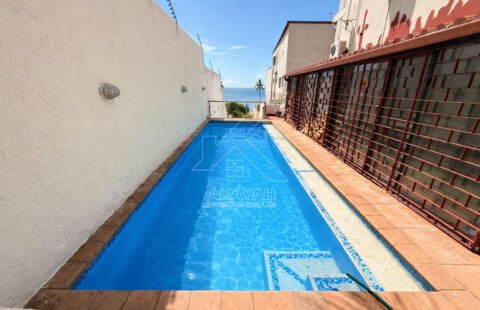 Arrenda-se Apartamento T3 Mobiliado na Av. da Marginal, de Frente à Praia