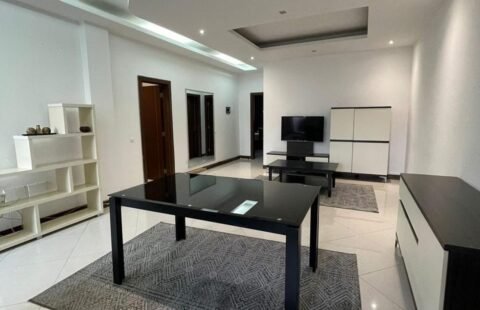 Arrenda-se Apartamento T2 sem Mobília no Condomínio Sommers Glads – Rua Beijo da Mulata