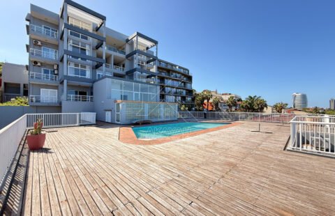 Arrenda-se Apartamento T3 no Condomínio Sunrise – Próximo à Presidência da República, com Vista ao Mar