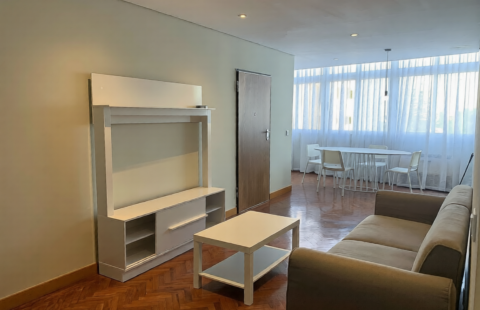 Arrenda-se Apartamento T3 Totalmente Mobilado na Av. 24 de Julho