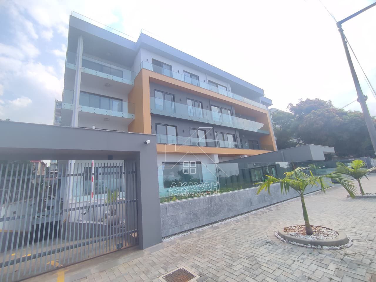 Apartamento T3 em arrendamento no Condomínio Lounge,