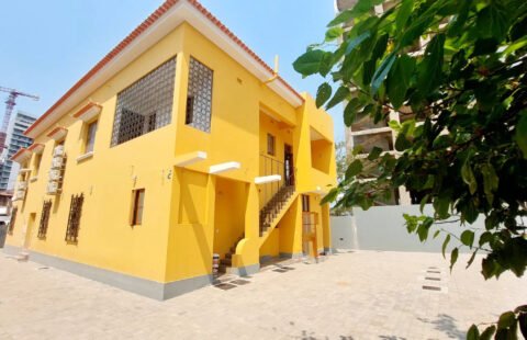 Arrenda-se Moradia T5 no Bairro da Polana