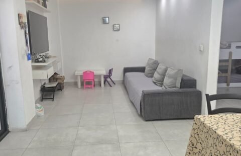Vende-se Apartamento T3 no Bairro Central