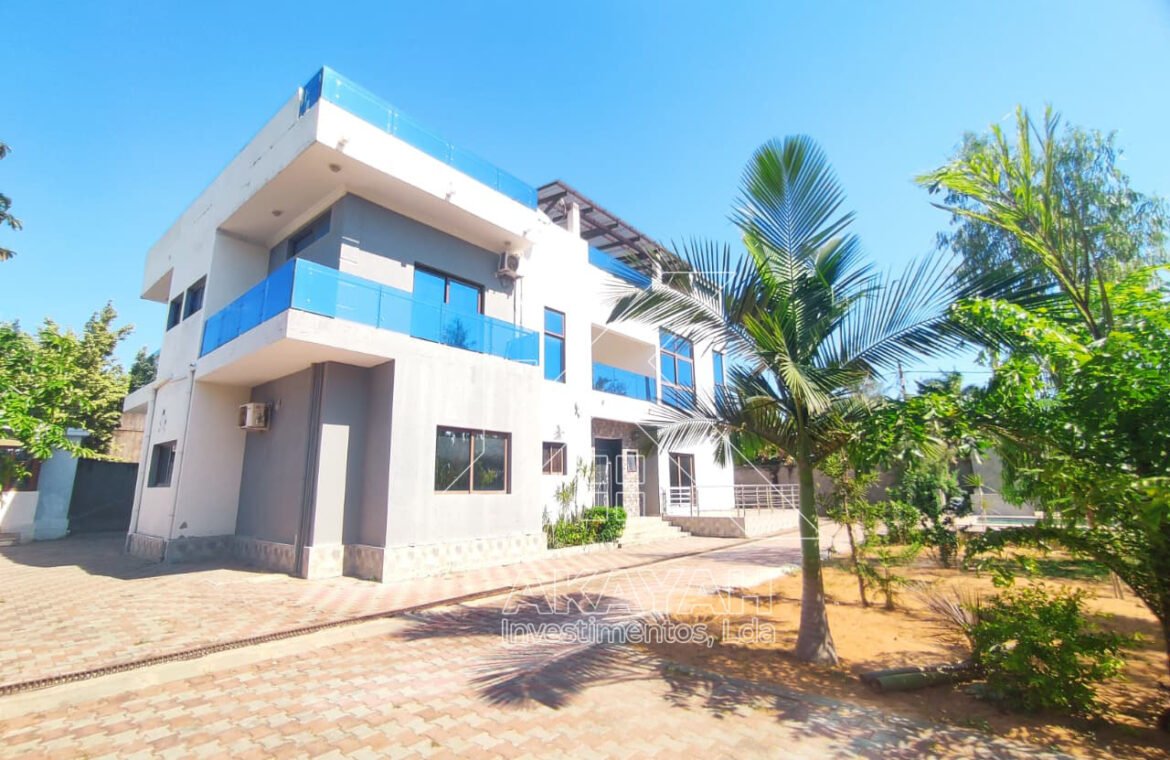 Penthouse T1 para arrendar no Costa do Sol, Dona Alice
