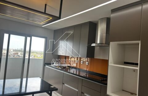 Arrenda-se apartamento T3 remodelado no Condomínio Open, Costa do Sol
