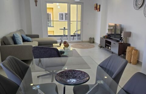 Arrenda-se Apartamento T2 no Edifício 677