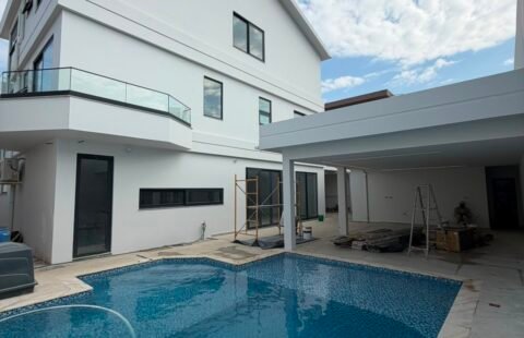 Arrenda-se Moradia T4 de Luxo na Sommerschield