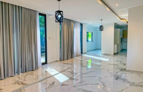 Arrenda-se Luxuoso Apartamento T3 no Triunfo