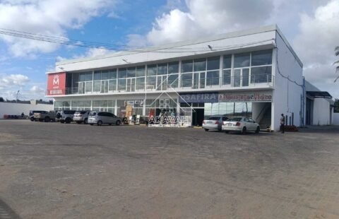 Arrenda-se 2 Lojas em Edifício Comercial no Zimpeto