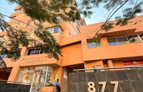 Vende-se Apartamento T3 no Condomínio Complexo Tivane